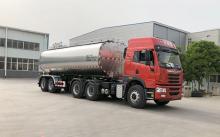 25噸大型奶罐車(chē)